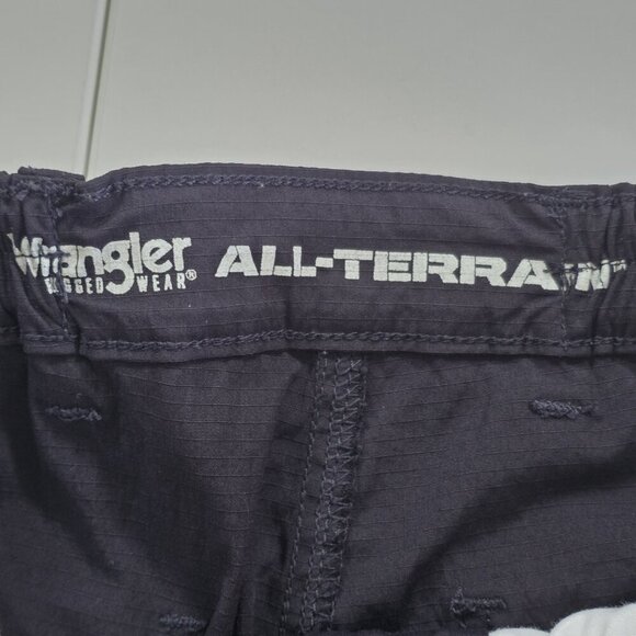 Wrangler All Terrain Pants Mens 30x32 Black Rip Stop No Fly Zone Tech Utility - Picture 3 of 16